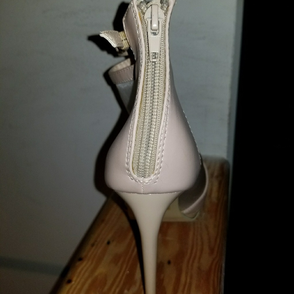 Pumps - Picture 3 of 3